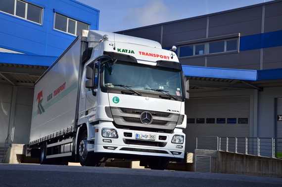 nosilnost 9,5T, 21 paletnih mest